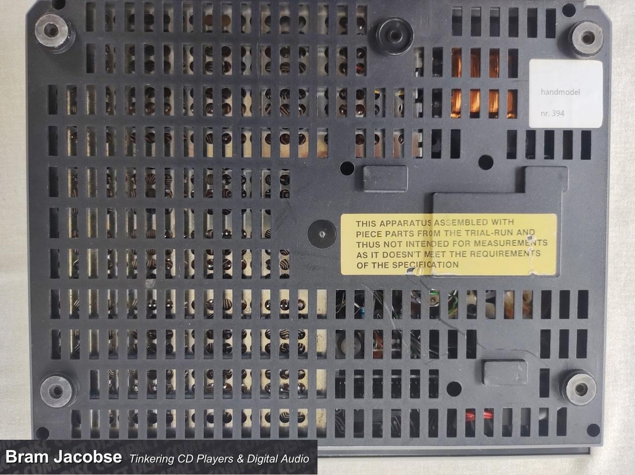 F 8421 Compact Disc Player - Bram Jacobse